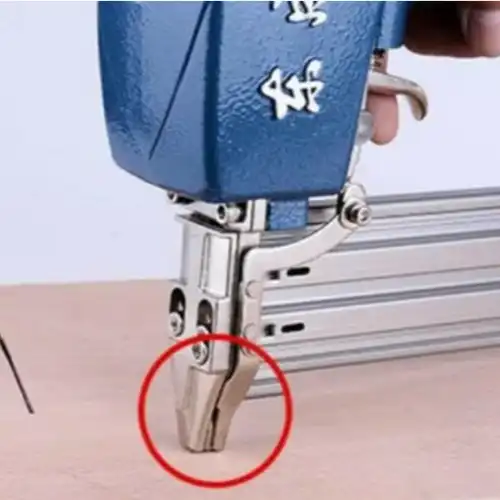 Pneumatic Straight Nail Gun