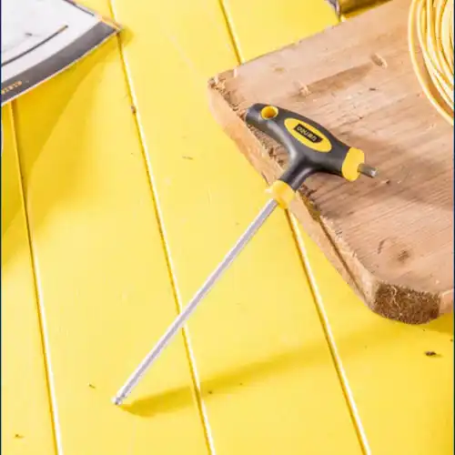 Does an Extended Hex Key Wrench Set Reduce Wear on Hex Fasteners?