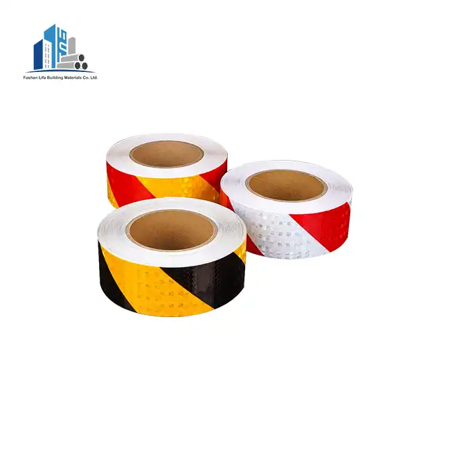 Self-reflective warning tape